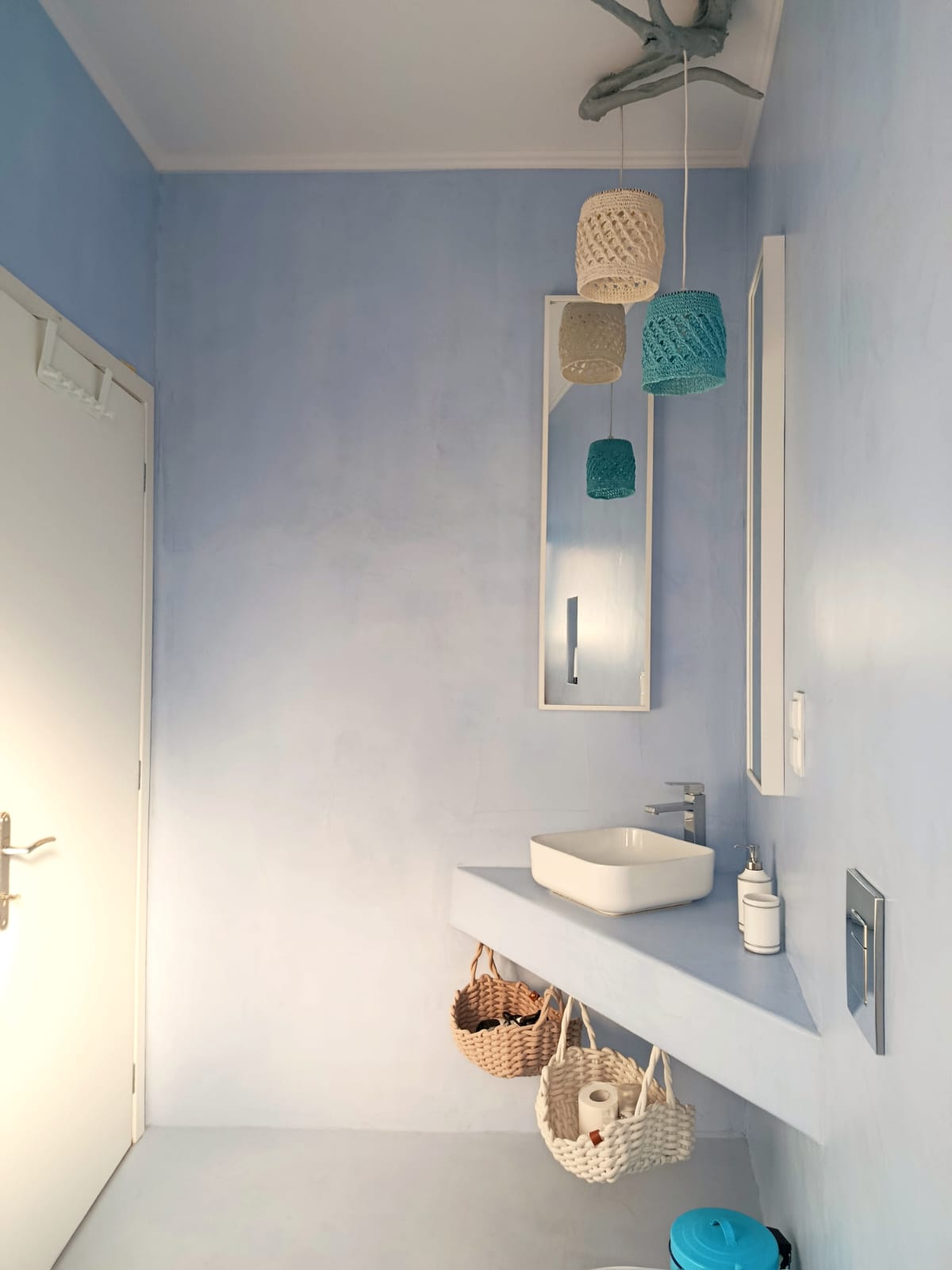 Blue Aegean Apartment bathroom door