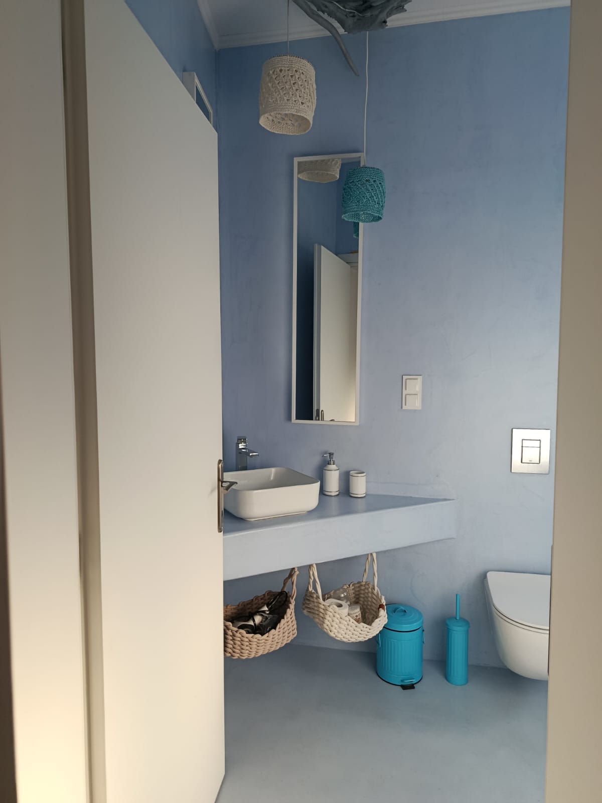 Blue Aegean Apartment bathroom