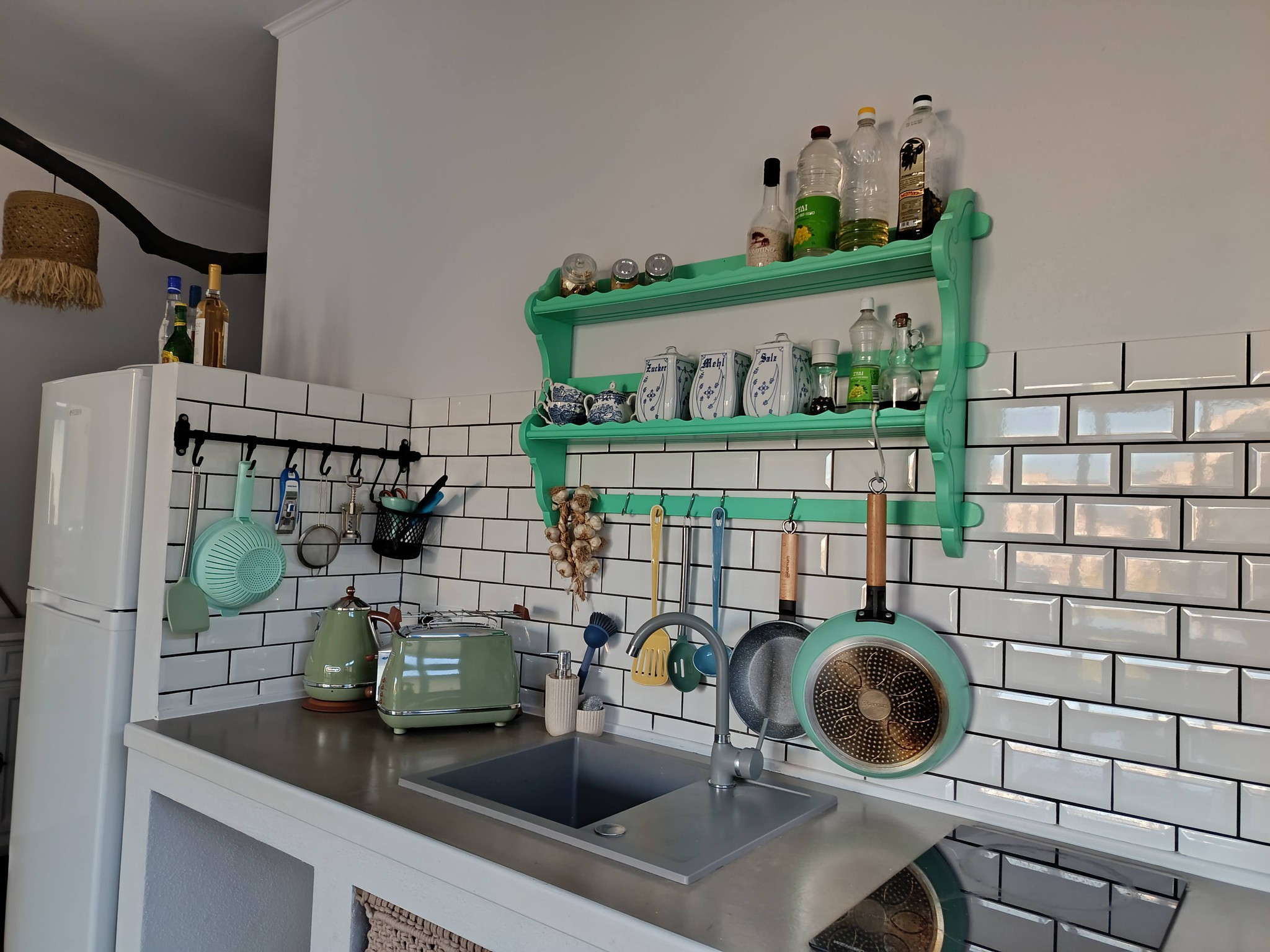 Mint Breeze Apartment